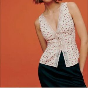 Beautiful reformation top, size 0